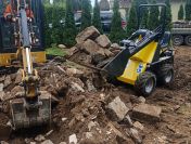 Usługi minikoparką minikoparka Bydgoszcz minikop. z wiertnicą koparka łańcuchowa