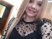 Napalona dziewczyna z centrali szuka mocnych wrażeń