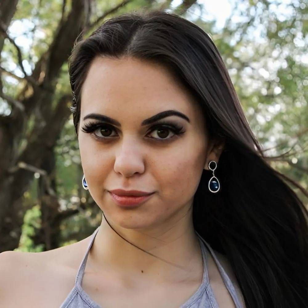 Mężatka szuka odskoczni dyskretnie  - Zdjęcie 1