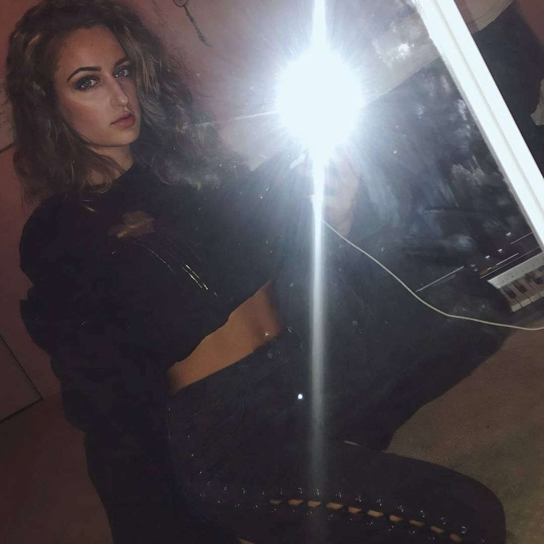 Bez zobowiązań  - Zdjęcie 1