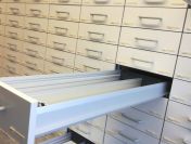 Meble apteczne-magazynowe szuflady systemowe głębokiego składowania